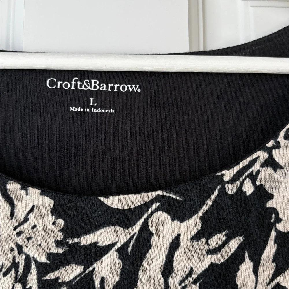 Y2K Croft & Barrow Floral Navy and Cream Top Blouse large - Picture 2 of 5